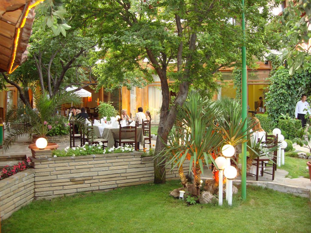 Bozukova House Hotel Sliven Luaran gambar