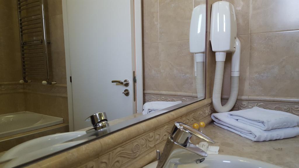 Bozukova House Hotel Sliven Bilik gambar